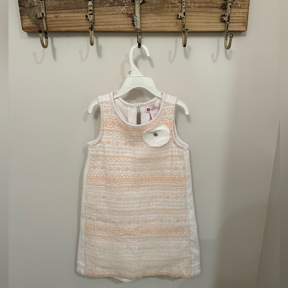 Girls dress